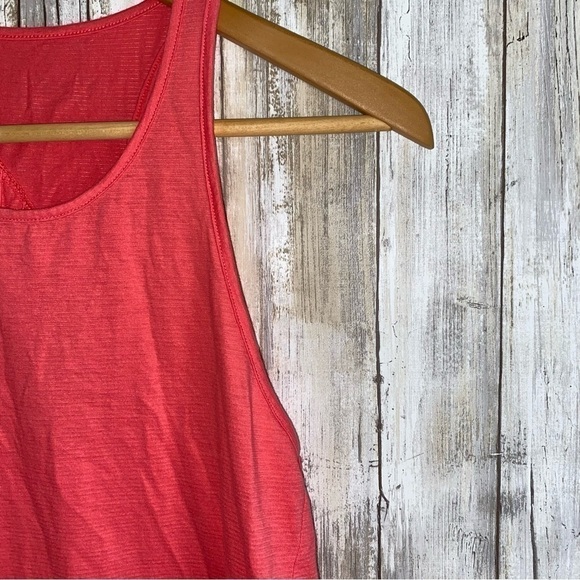 Under Armor Pink Back Keyhole Tank - Picture 3 of 4